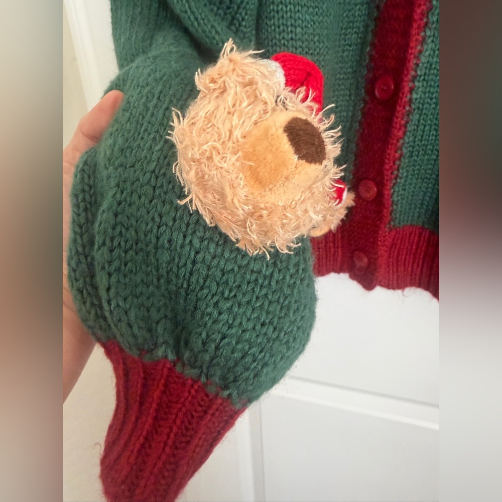 JODIFL Green and Red Women's Sweater with Bear Accents - Picture 5 of 10